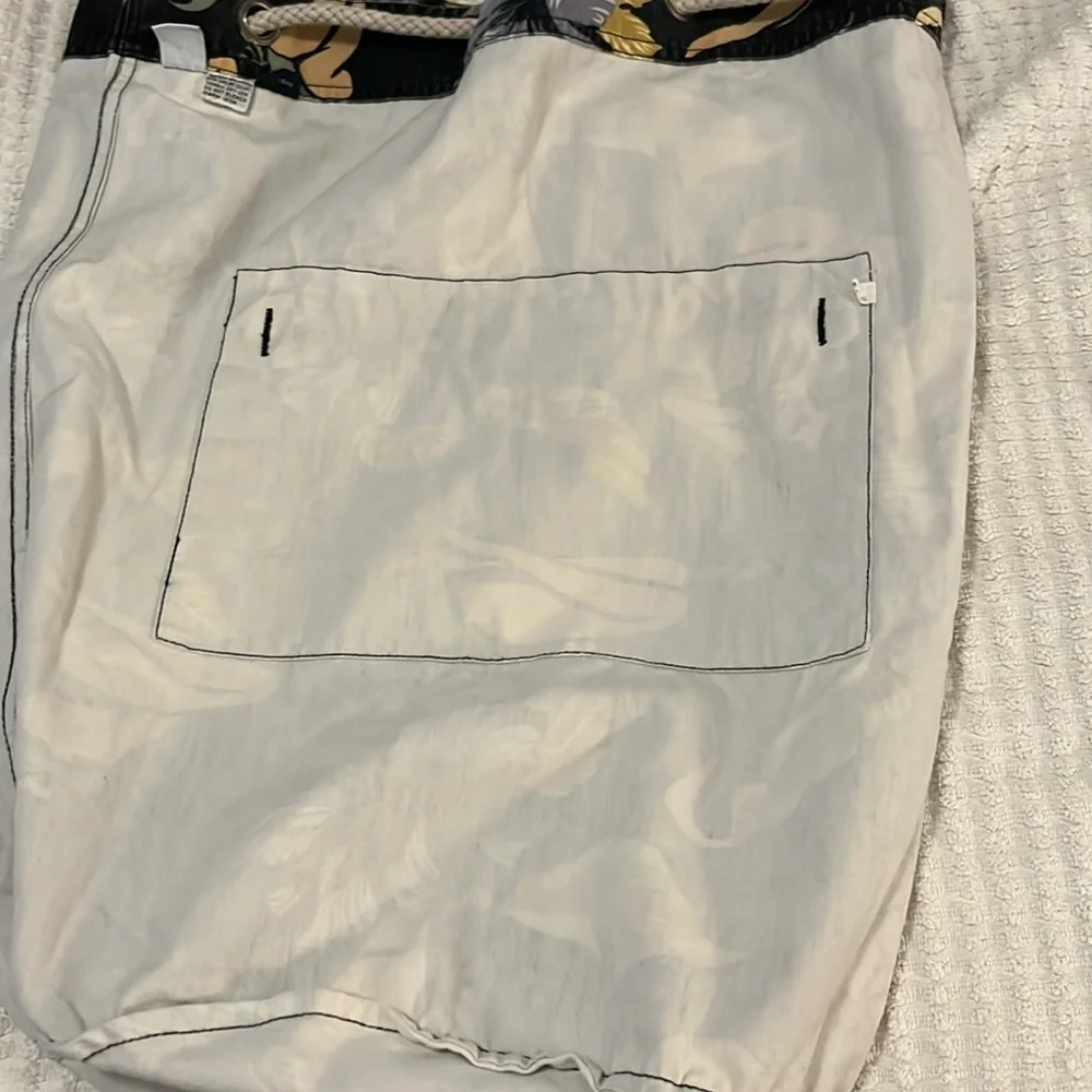 Vintage Tommy Bahama Hawaiian Print Laundry Beach Bag Backpack